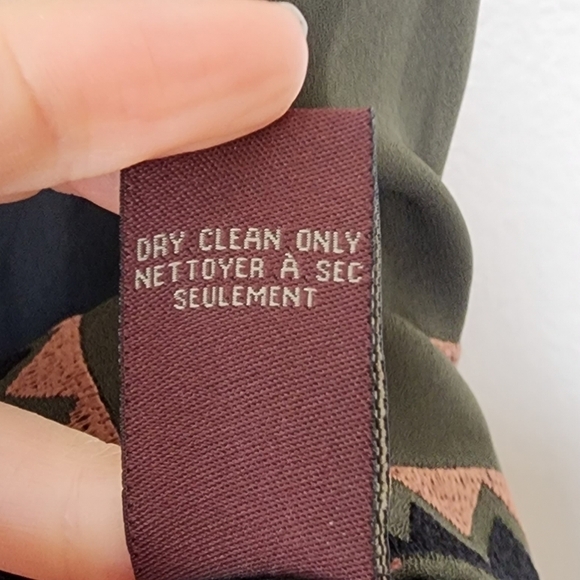 Ranna Gill Fanned Vignette Shift Dress 6 - Picture 6 of 7